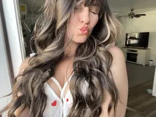 AvaJeanne888  live sex cam