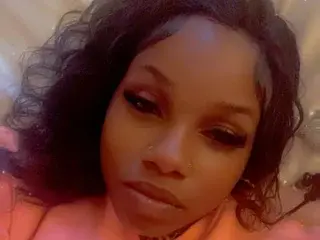 GoddessGoldieBliss  live sex cam