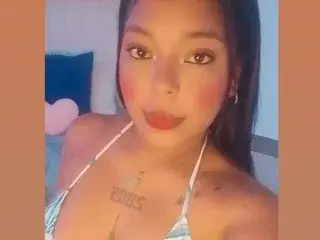 TifannyBlack  live sex cam