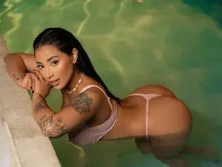 AntonellaBahamon  live sex cam