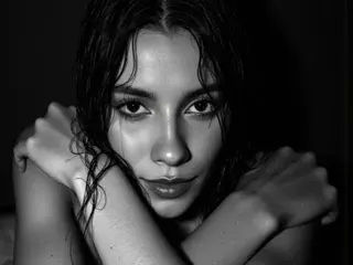 EmmaMorales  live sex cam