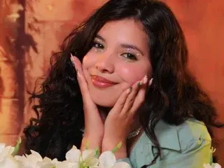 Keyla_Noa  live sex cam