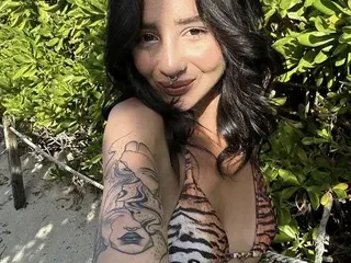 LizzyHope  live sex cam