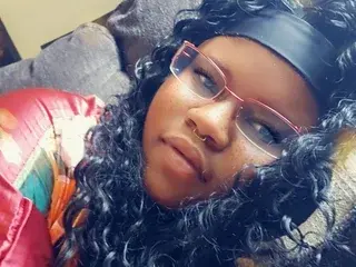 SassySarah1995  live sex cam