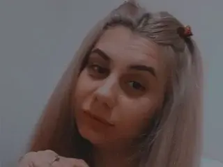 GEMMAHx  live sex cam