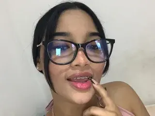Ladygirlssdemons  live sex cam