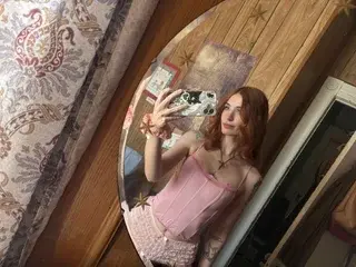 Cherokee_babe  live sex cam