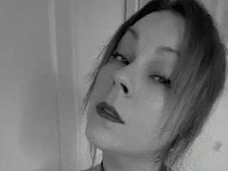 DarkEmy  live sex cam