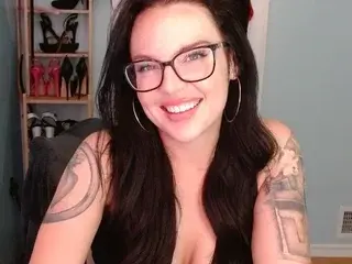 IvyRaewants2play  live sex cam