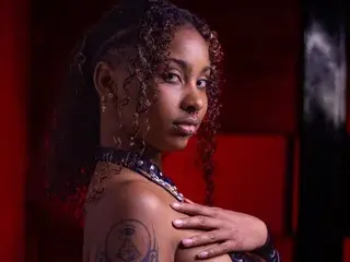 Triipsy  live sex cam