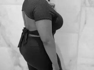 CurvyDestinyXX  live sex cam
