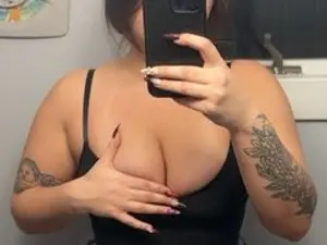 Lana_Lou  live sex cam