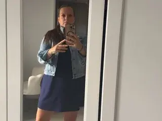 Ms_Esmiee  live sex cam