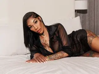 PrincessMontana  live sex cam