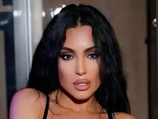 AleciaX  live sex cam