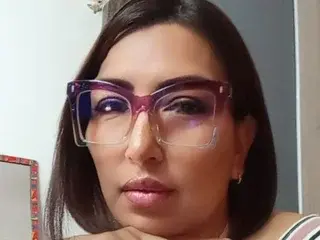 AntonellaRoox  live sex cam