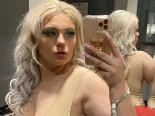 ChanellSavage  live sex cam