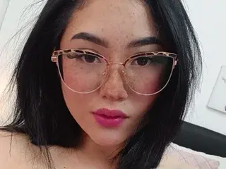 AnnaKomatsuu  live sex cam