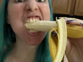 Xxxorosa  live sex cam