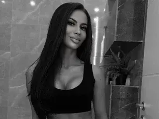 CarollineFoxy  live sex cam