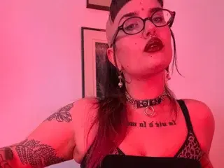 XHadesVonDirgex  live sex cam