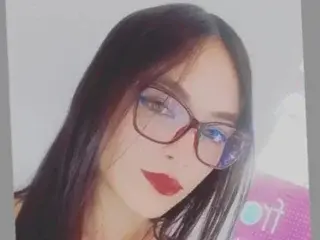 VictoriaPiercee  live sex cam