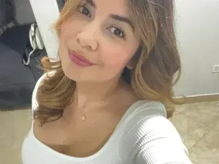 Emilyrive19  live sex cam
