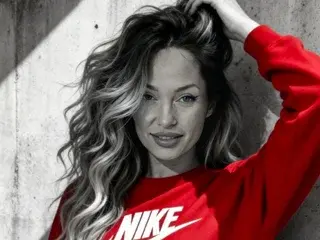 IsaVelvetxxx  live sex cam