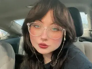NovaMaelle18  live sex cam