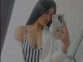 Meilyng_19  live sex cam