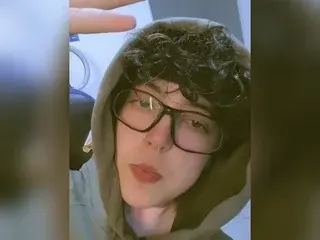 Thomascooper70  live sex cam