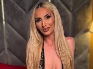 AlexaBarnes  live sex cam