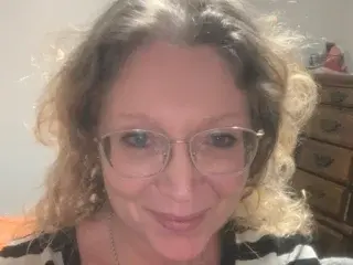 DelightfulDesire  live sex cam