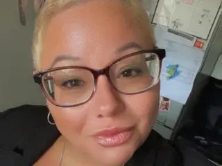JuicyJuggz  live sex cam