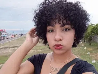 Trixiehotx  live sex cam