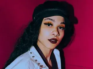 MitzyRaeMoore  live sex cam