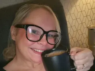 Peachy_English_Blond  live sex cam