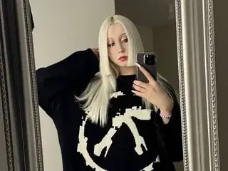 AltBabeDoll  live sex cam