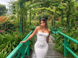 PenelopeBlack  live sex cam
