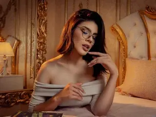 EmmaKingsley  live sex cam