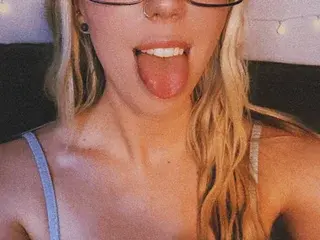 KaylahPalmer  live sex cam