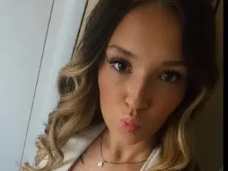 MidnightSecret_xox  live sex cam