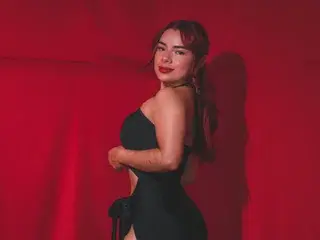 Meganssweett  live sex cam