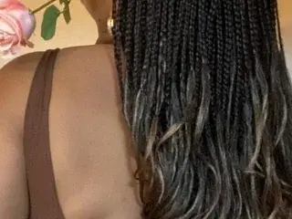 Anaya_x  live sex cam