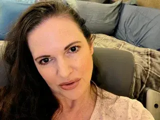Nina  live sex cam