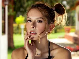VictoriaOrttegaa  live sex cam