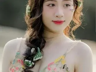 Luxcute286  live sex cam