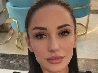 Fairyoutdoors  live sex cam