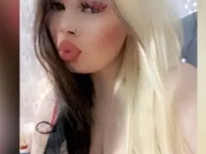 Brookieivyx  live sex cam