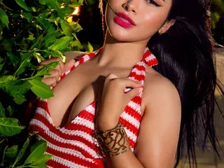 RoxyLyne  live sex cam